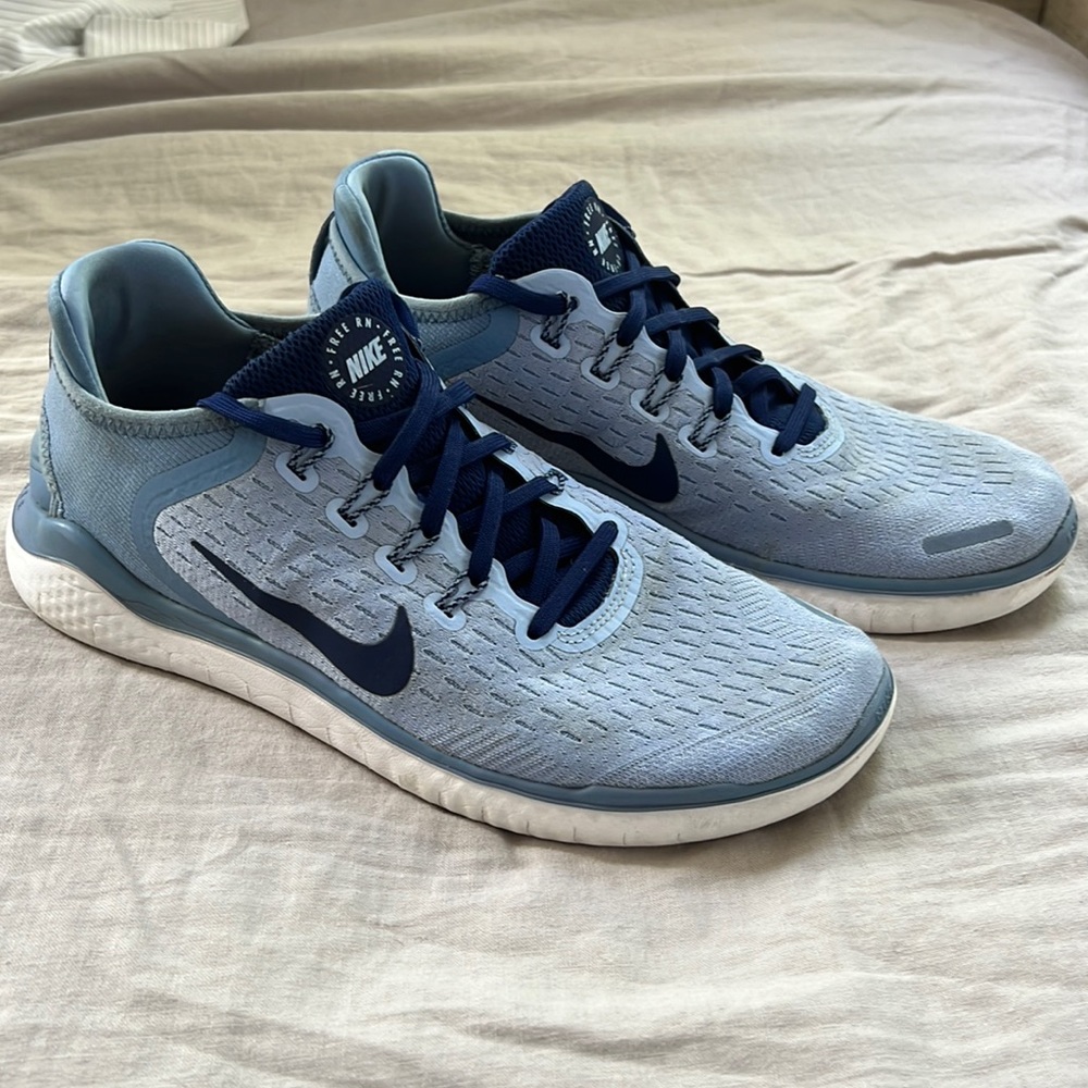 Nike Blue and Navy Women's Sneakers